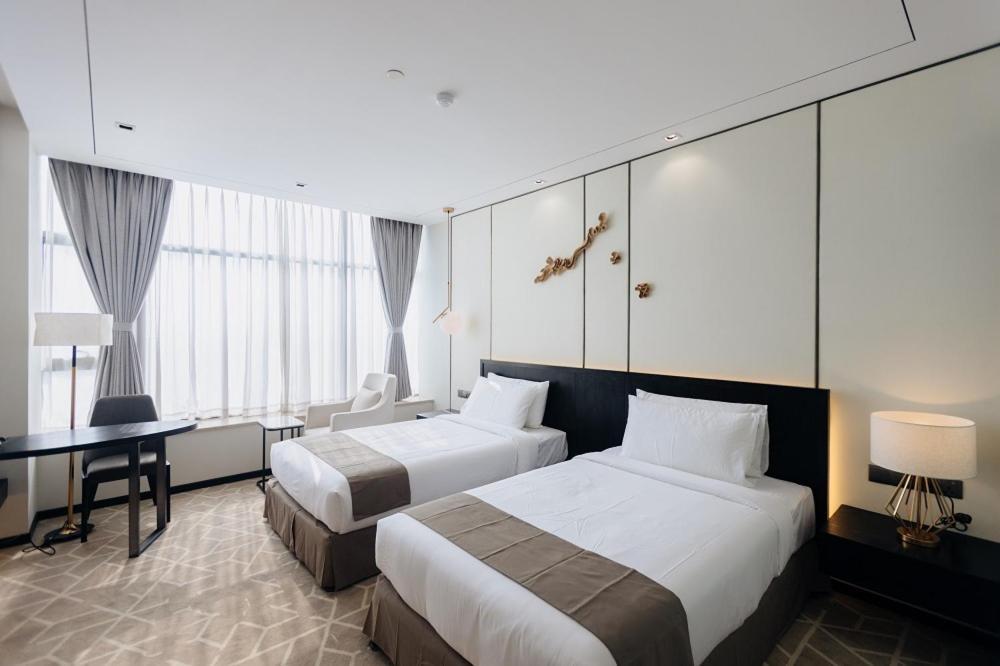 Hotel Ease Mandalay